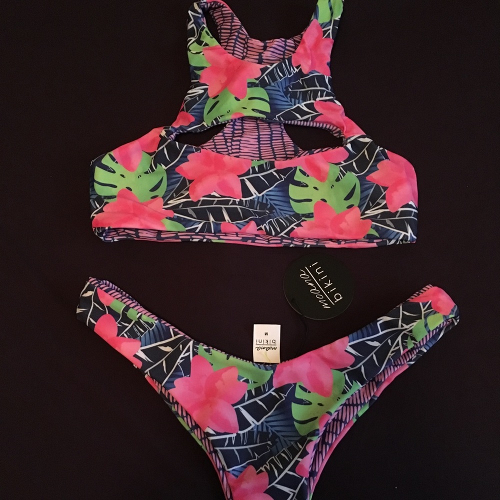 Moana bikini set!